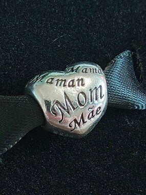 Authentic Pandora A Mother’s Heart Charm 791112 Retired Family